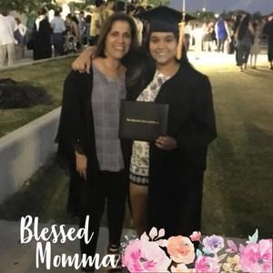 Meet your Posher, Selena